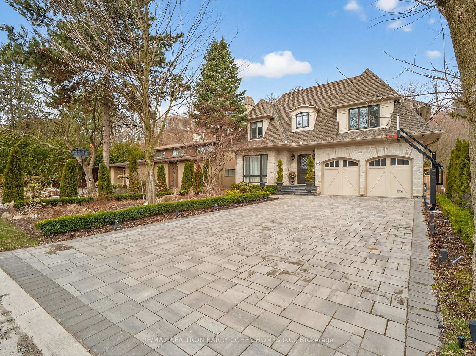 18-brookfield-road-north-york-ontario-c12773406