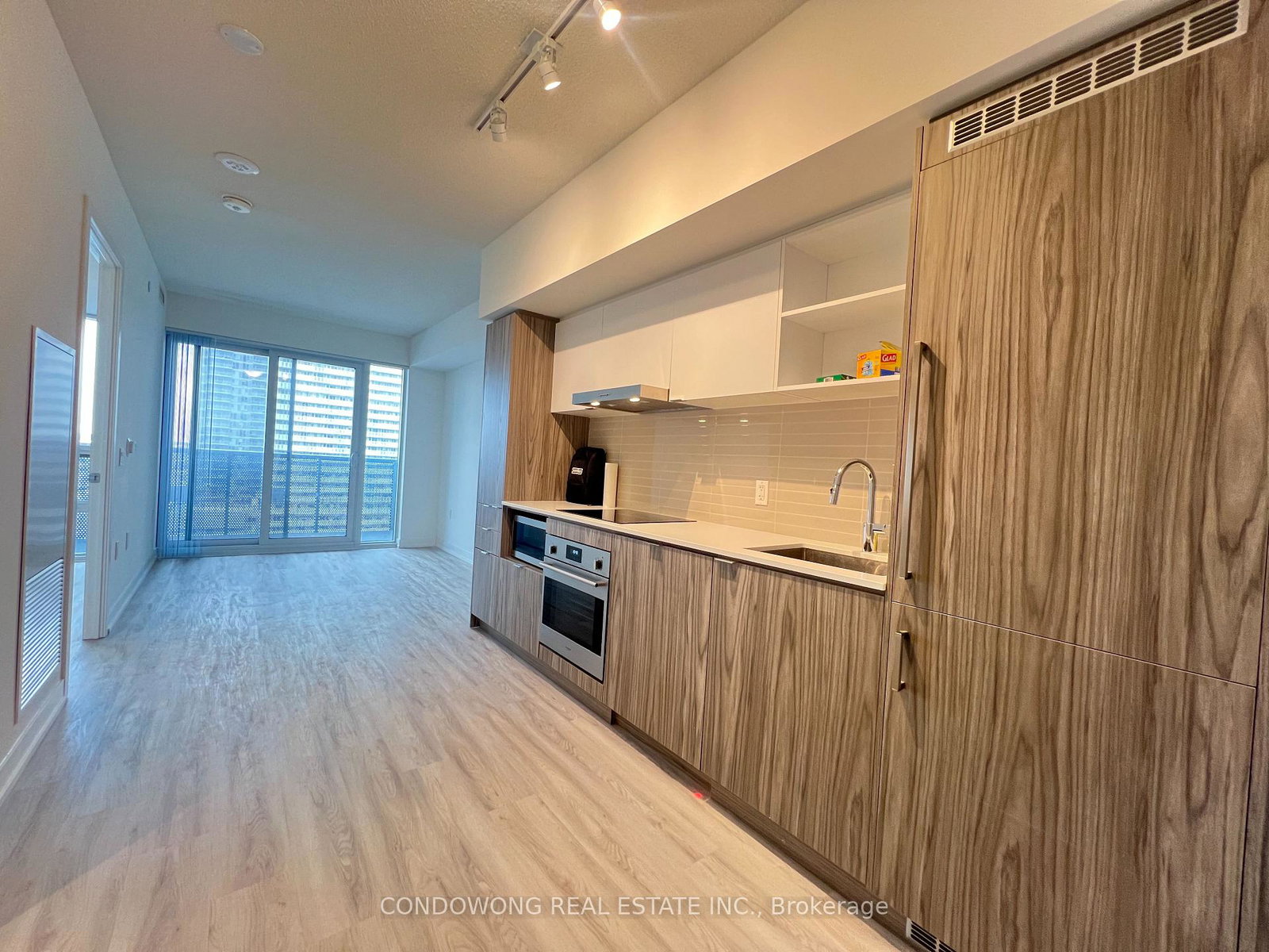 55-cooper-street-toronto-ontario-c12773428