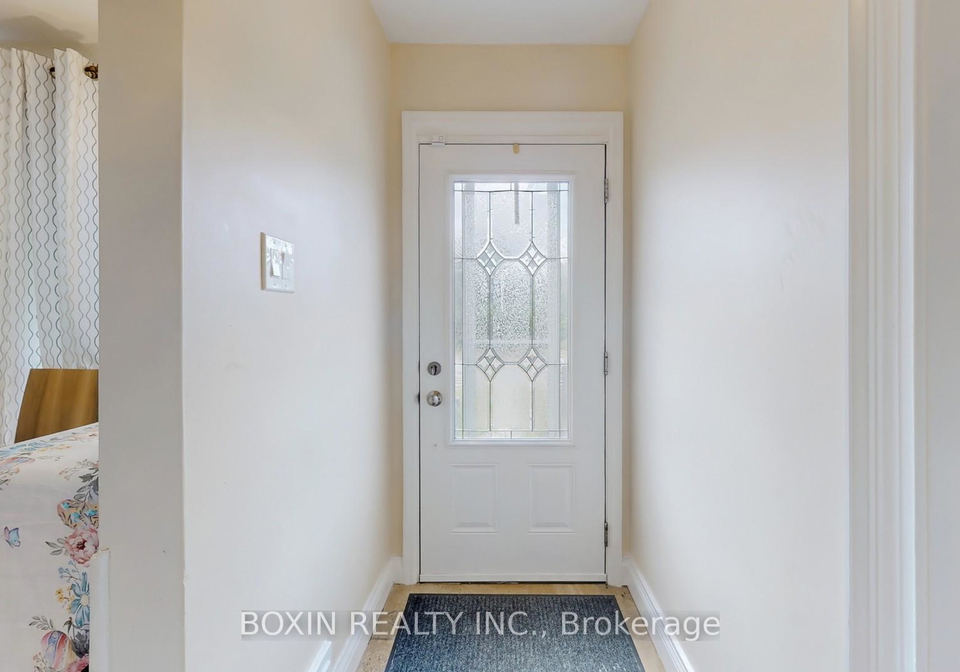 17-calvin-avenue-north-york-ontario-c12773528