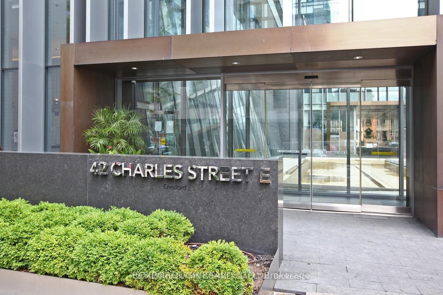 42-charles-street-e-toronto-ontario-c12773602