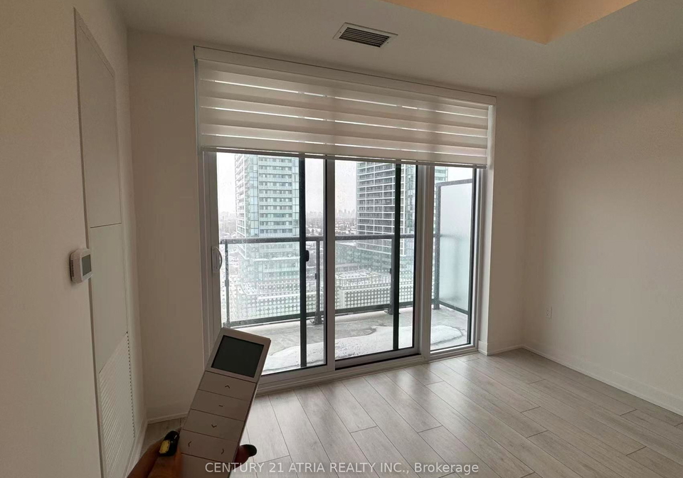 5858-yonge-street-toronto-ontario-c12773780