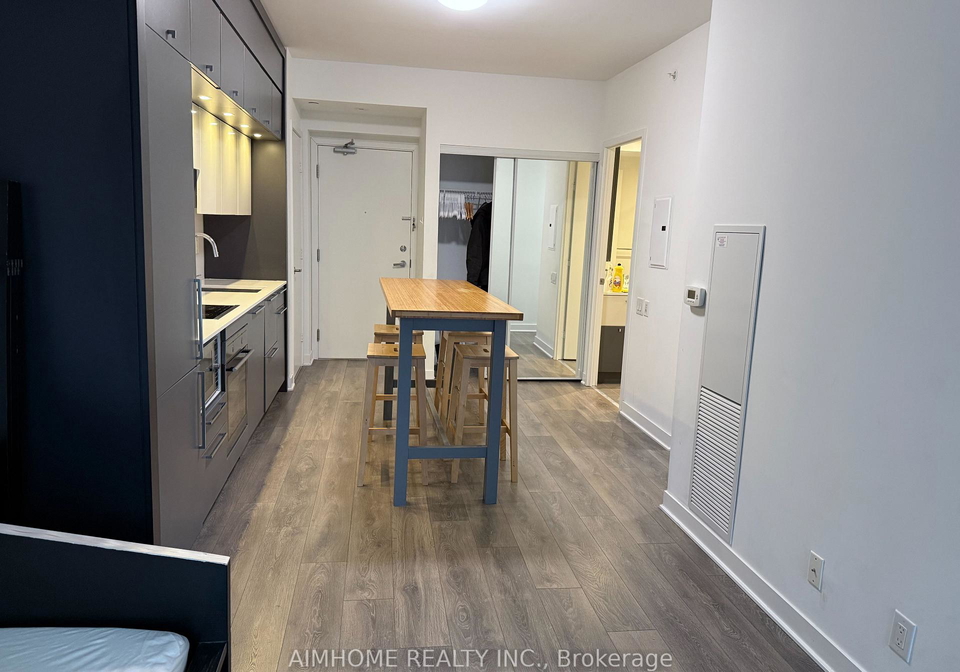 15-grenville-street-toronto-ontario-c12774202