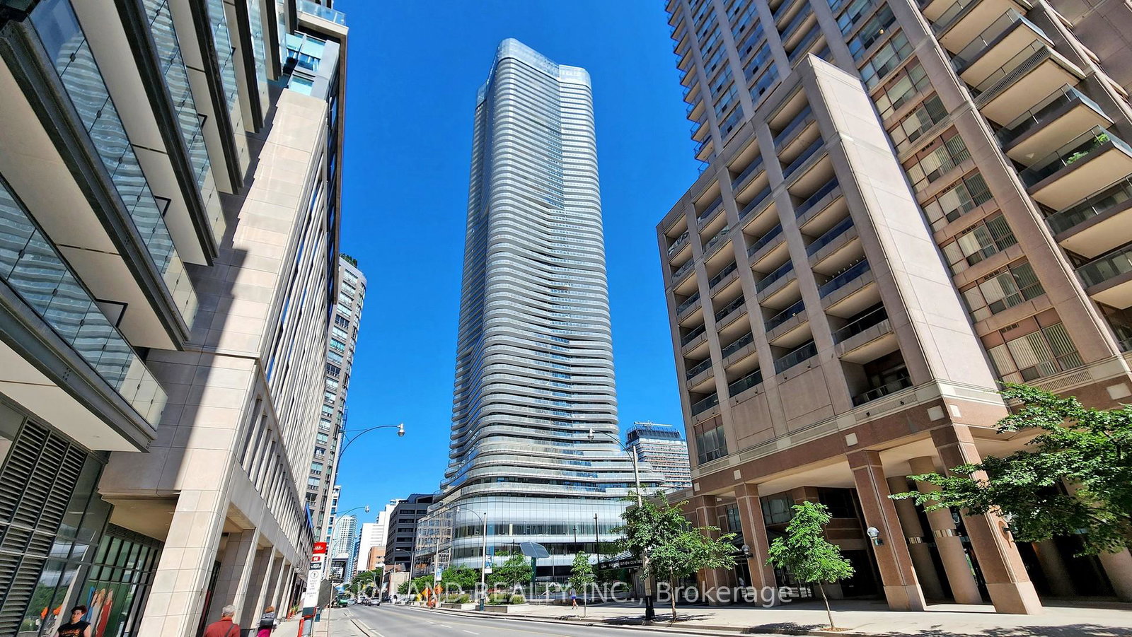 11-wellesley-street-toronto-ontario-c12774252