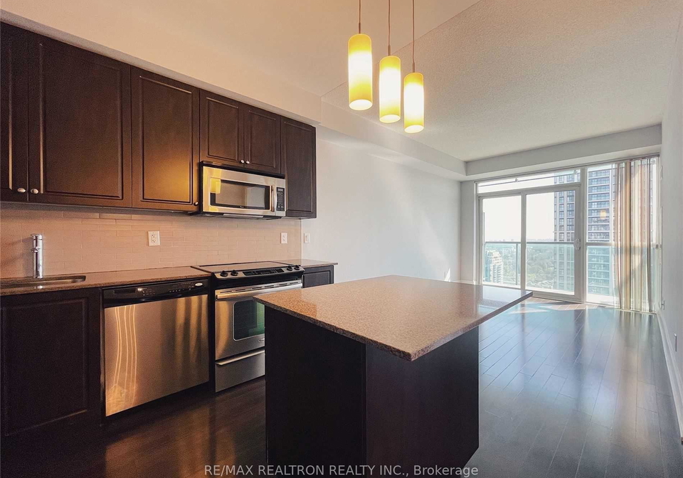 25-broadway-avenue-toronto-ontario-c12774700