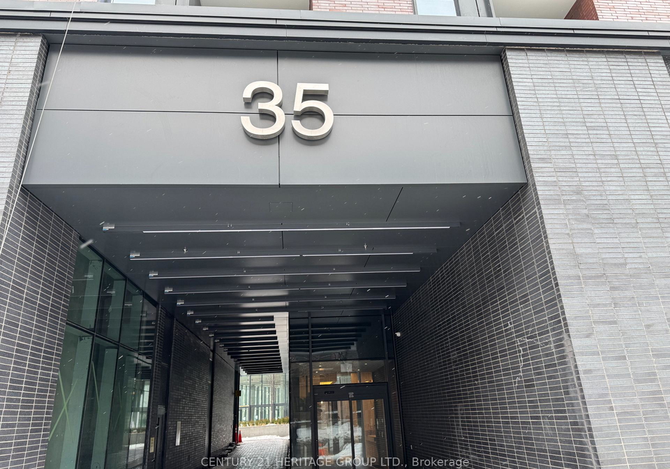 33-parliament-street-toronto-ontario-c12775280
