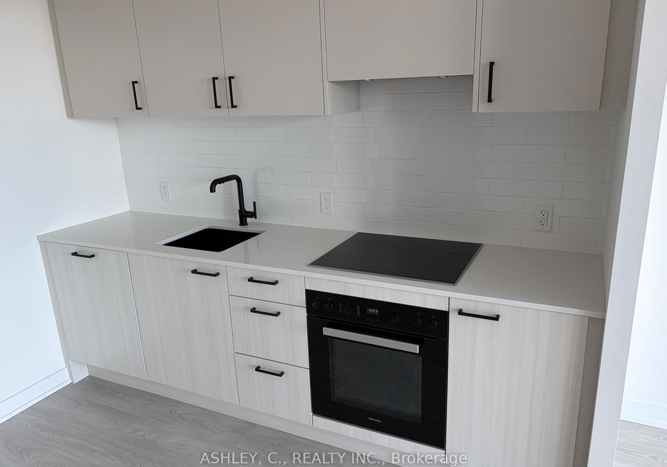 1-quarrington-lane-north-york-ontario-c12775338