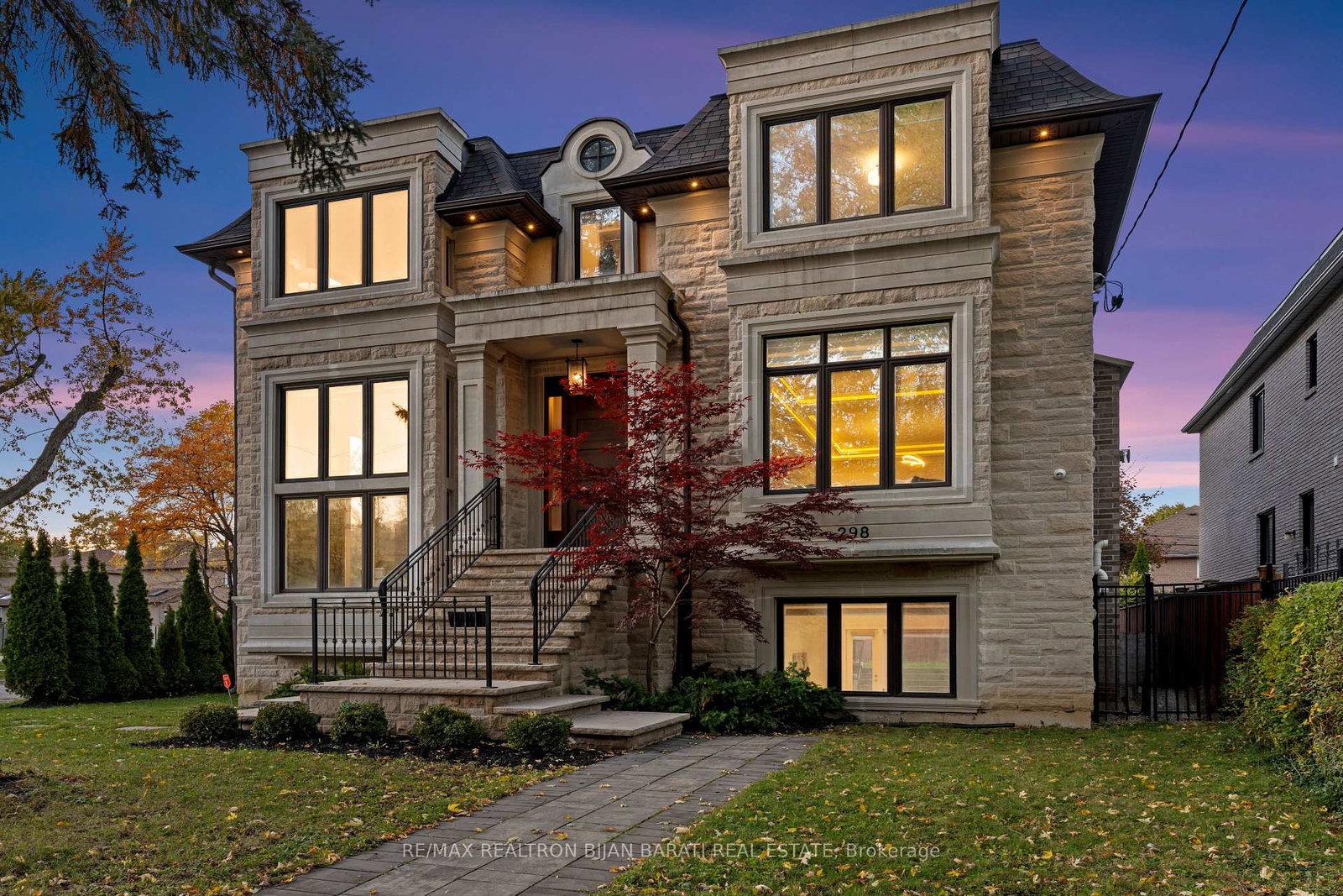 298-hollywood-avenue-north-york-ontario-c12775448