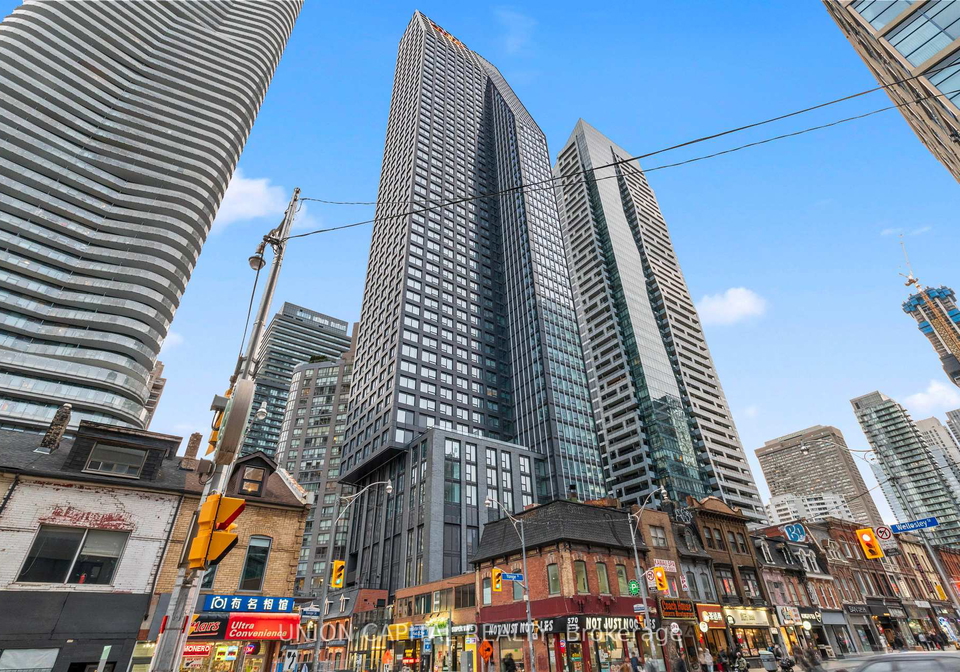 8-wellesley-street-w-toronto-ontario-c12775510