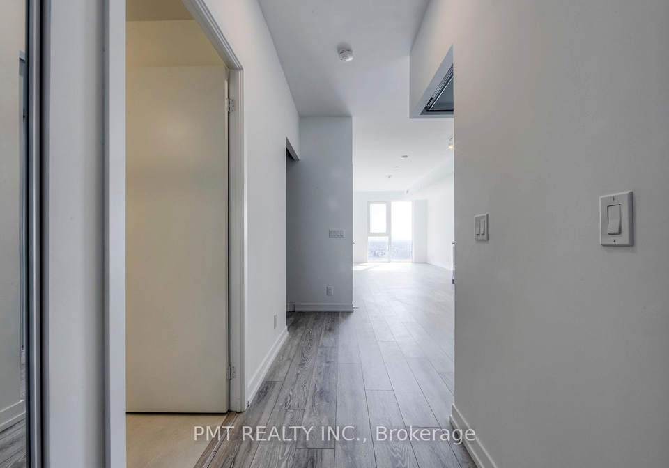 2020-bathurst-street-toronto-ontario-c12775736
