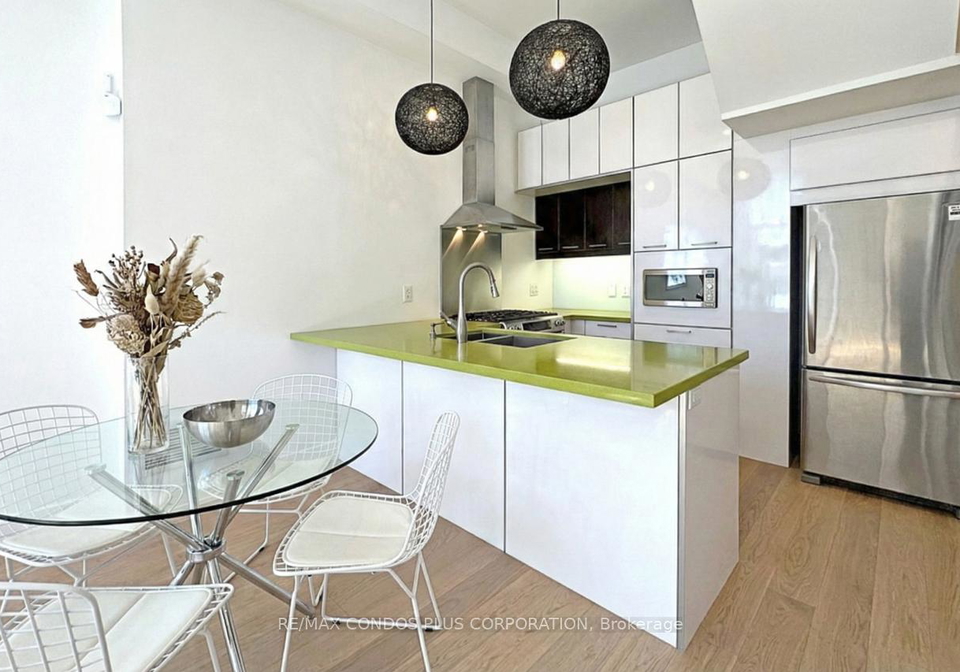 483-dupont-street-toronto-ontario-c12775790