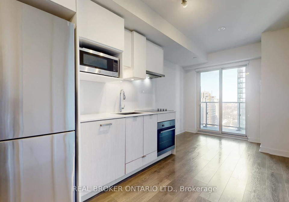 195-redpath-avenue-toronto-ontario-c12775886