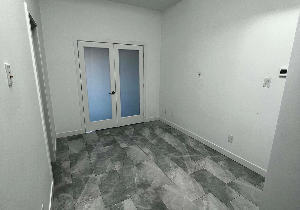 1375-bathurst-street-toronto-ontario-c12776238