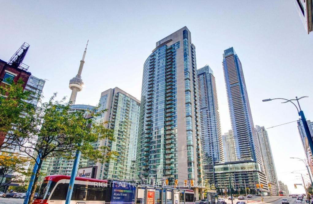 397-front-street-w-toronto-ontario-c12776376