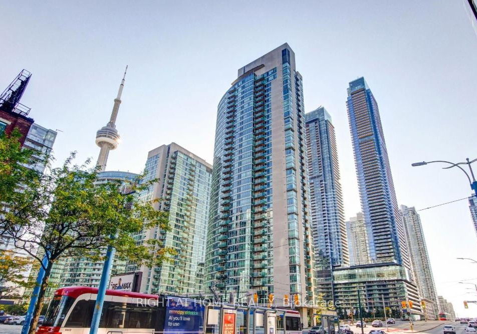 397-front-street-w-toronto-ontario-c12776376