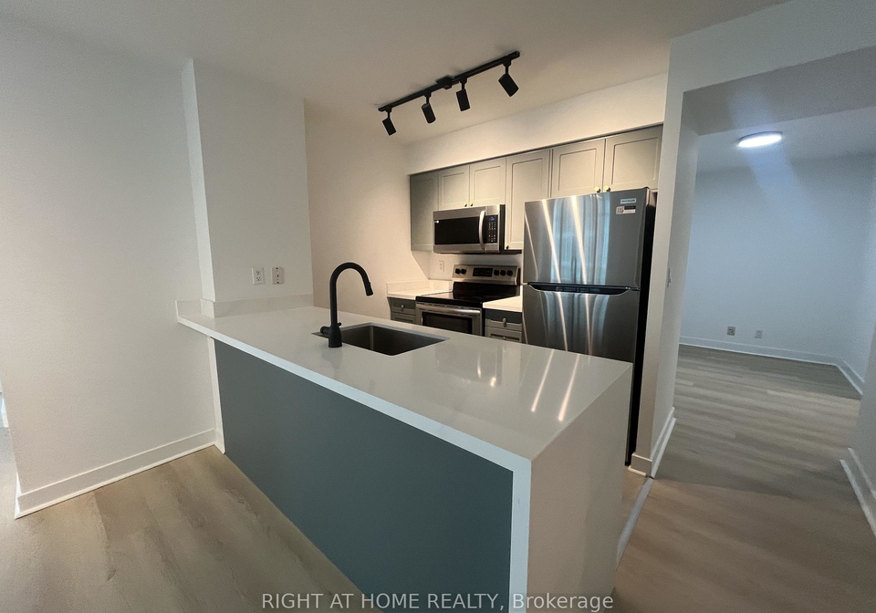 397-front-street-w-toronto-ontario-c12776376