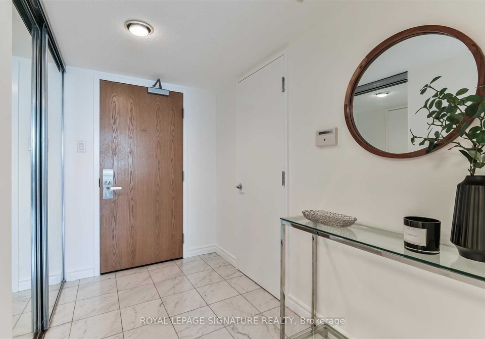 38-elm-street-toronto-ontario-c12776442