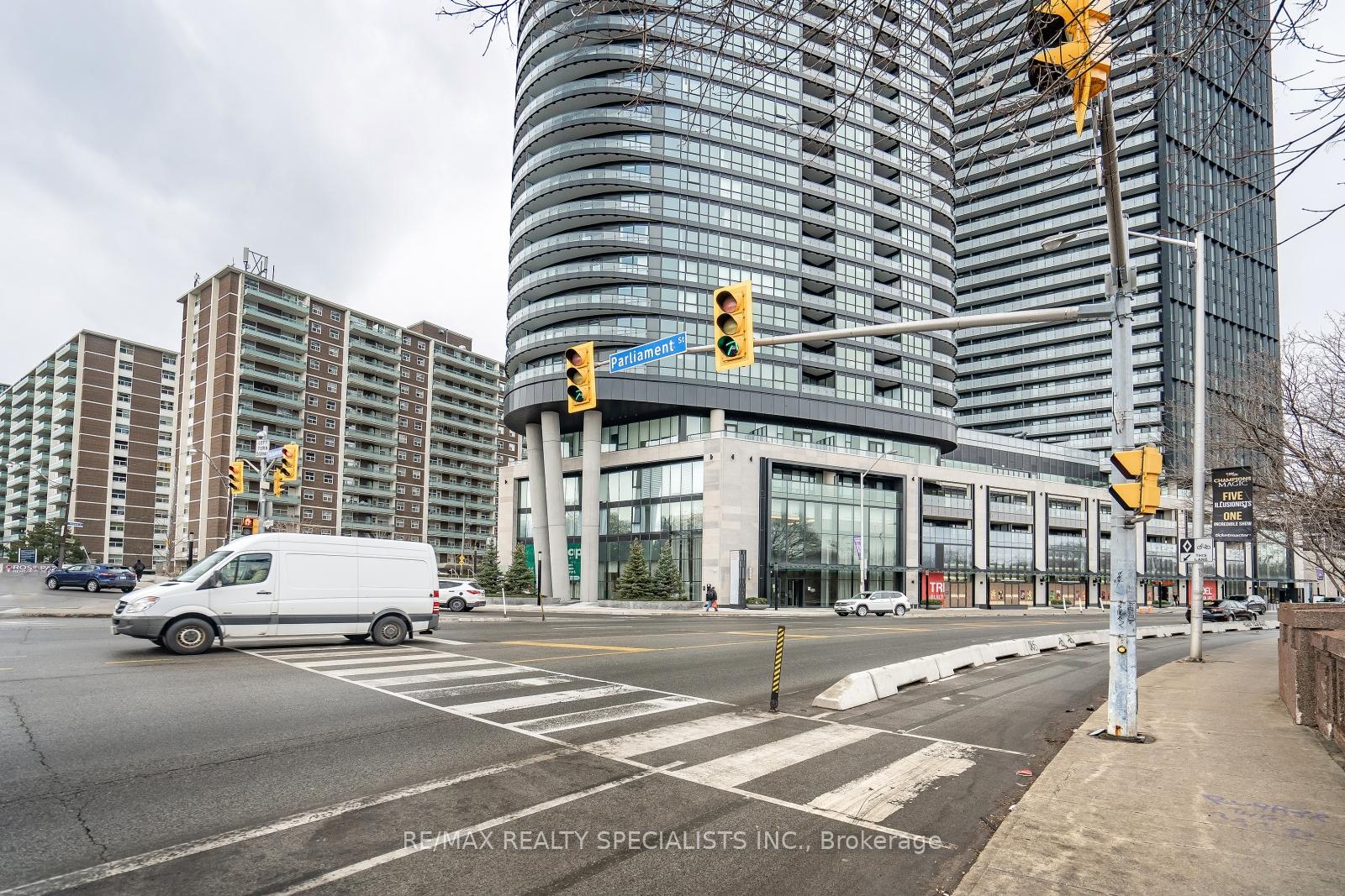 585-bloor-street-e-toronto-ontario-c12776732