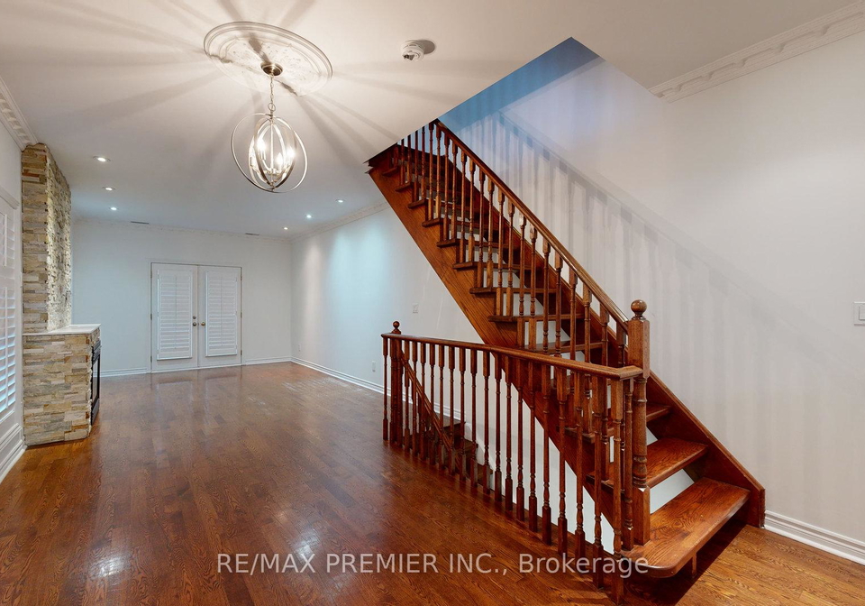 21-david-dunlap-circle-north-york-ontario-c12776834