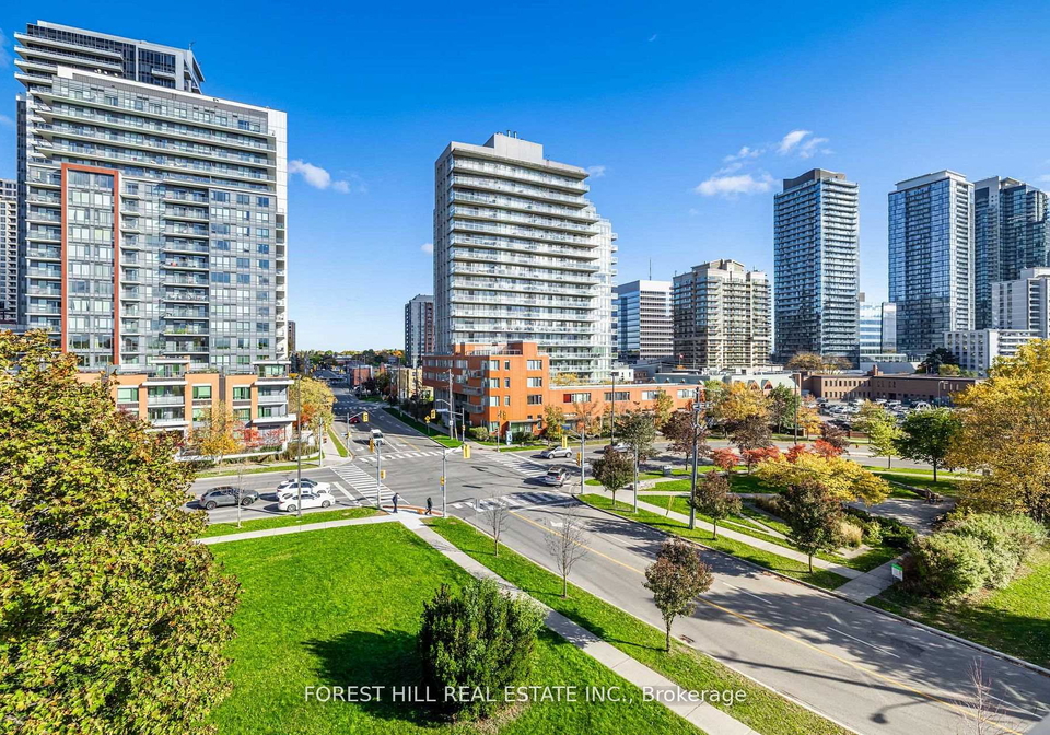 7-flax-field-lane-toronto-ontario-c12777028