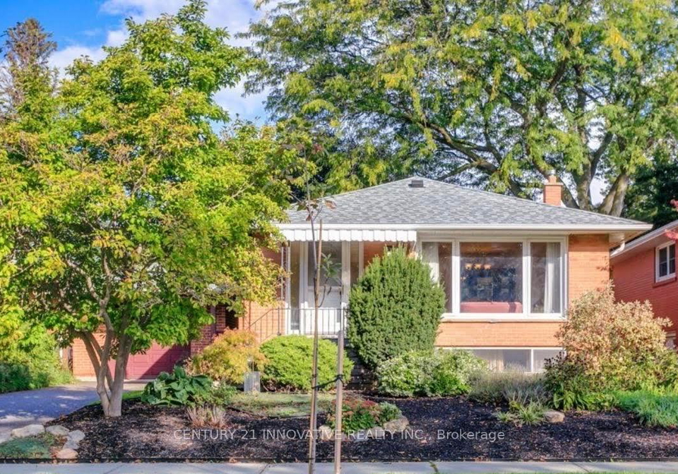 94-broadlands-boulevard-north-york-ontario-c12777288