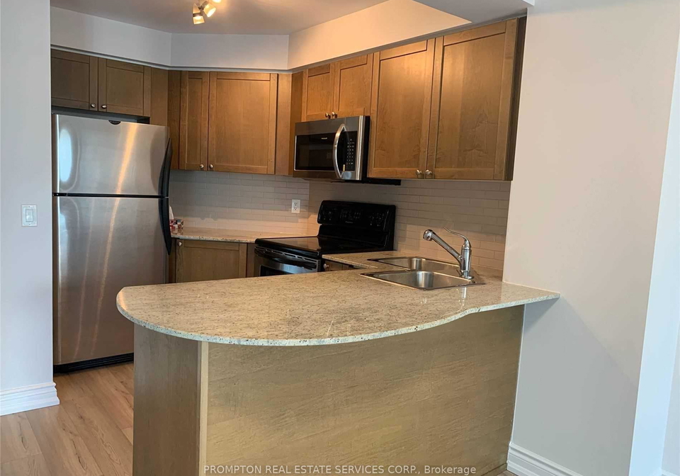 763-bay-street-toronto-ontario-c12777398