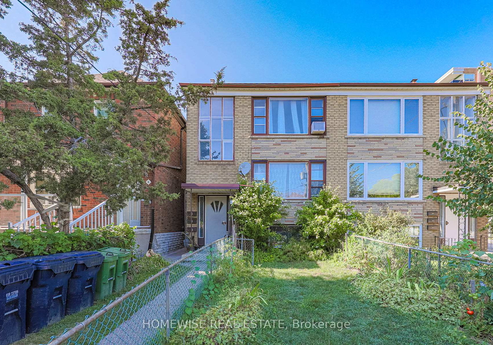 4-lanark-avenue-toronto-ontario-c12777428