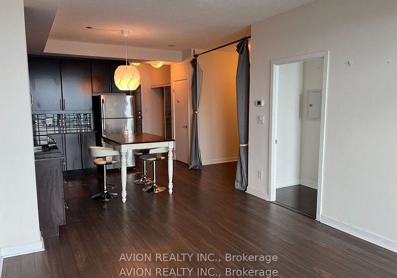 33-bay-street-toronto-ontario-c12777688