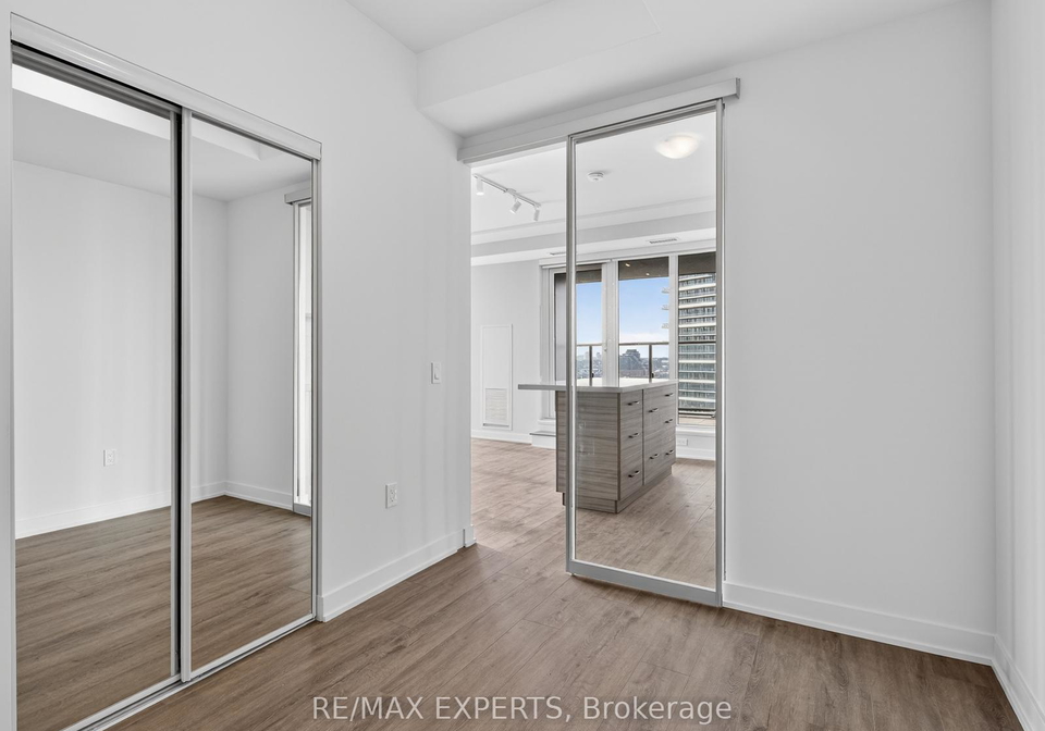 1-quarrington-lane-north-york-ontario-c12777780