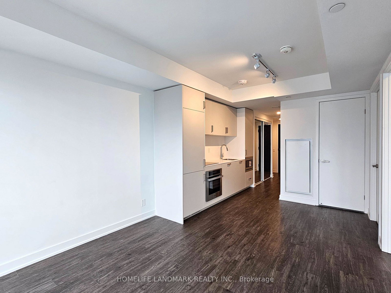 88-queen-street-e-toronto-ontario-c12777998