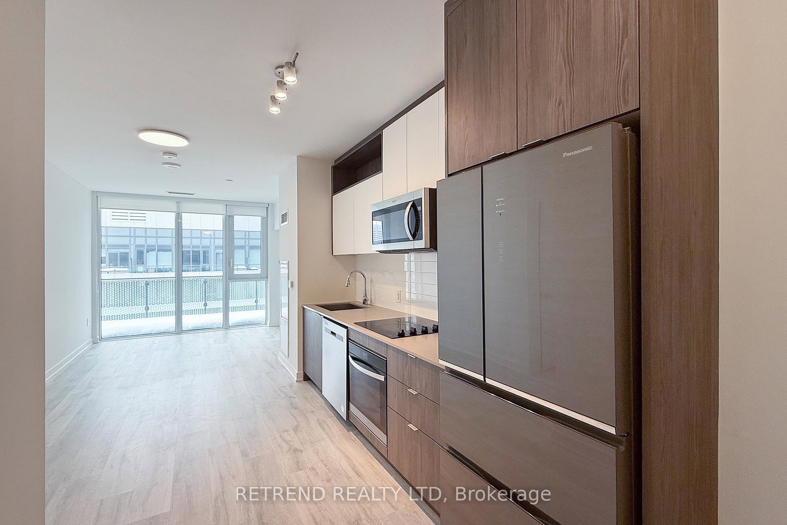 60-princess-street-toronto-ontario-c12778068