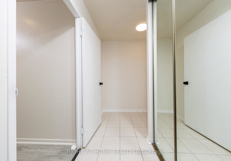 10-tangreen-court-toronto-ontario-c12778092