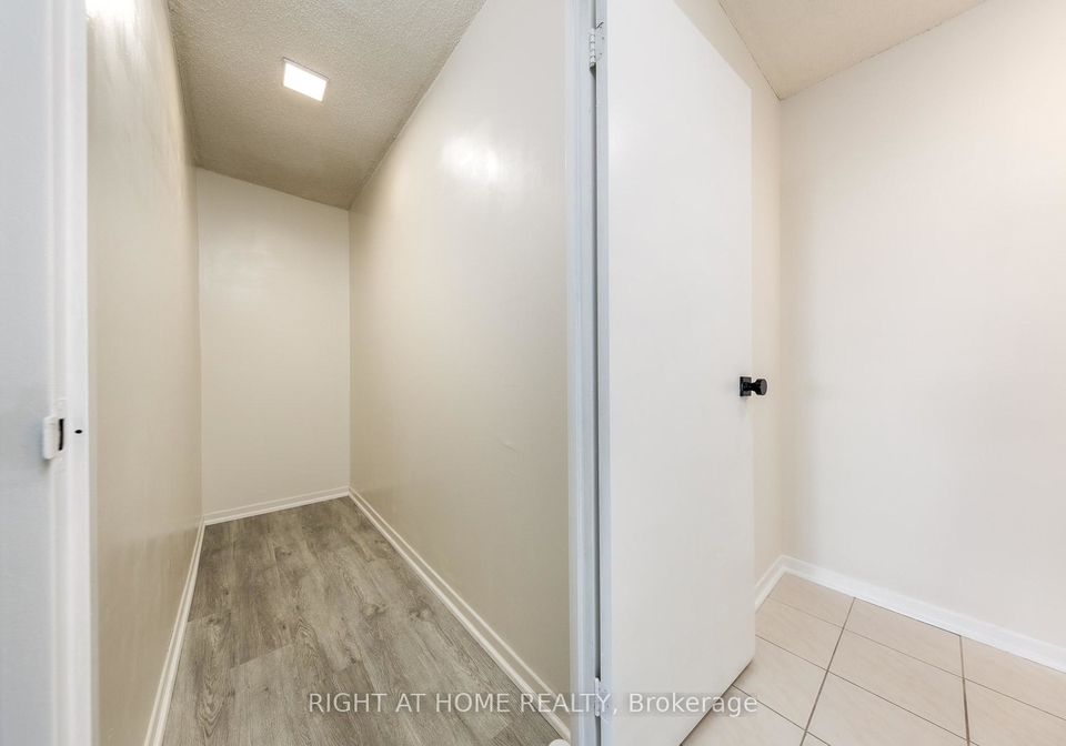 10-tangreen-court-toronto-ontario-c12778092