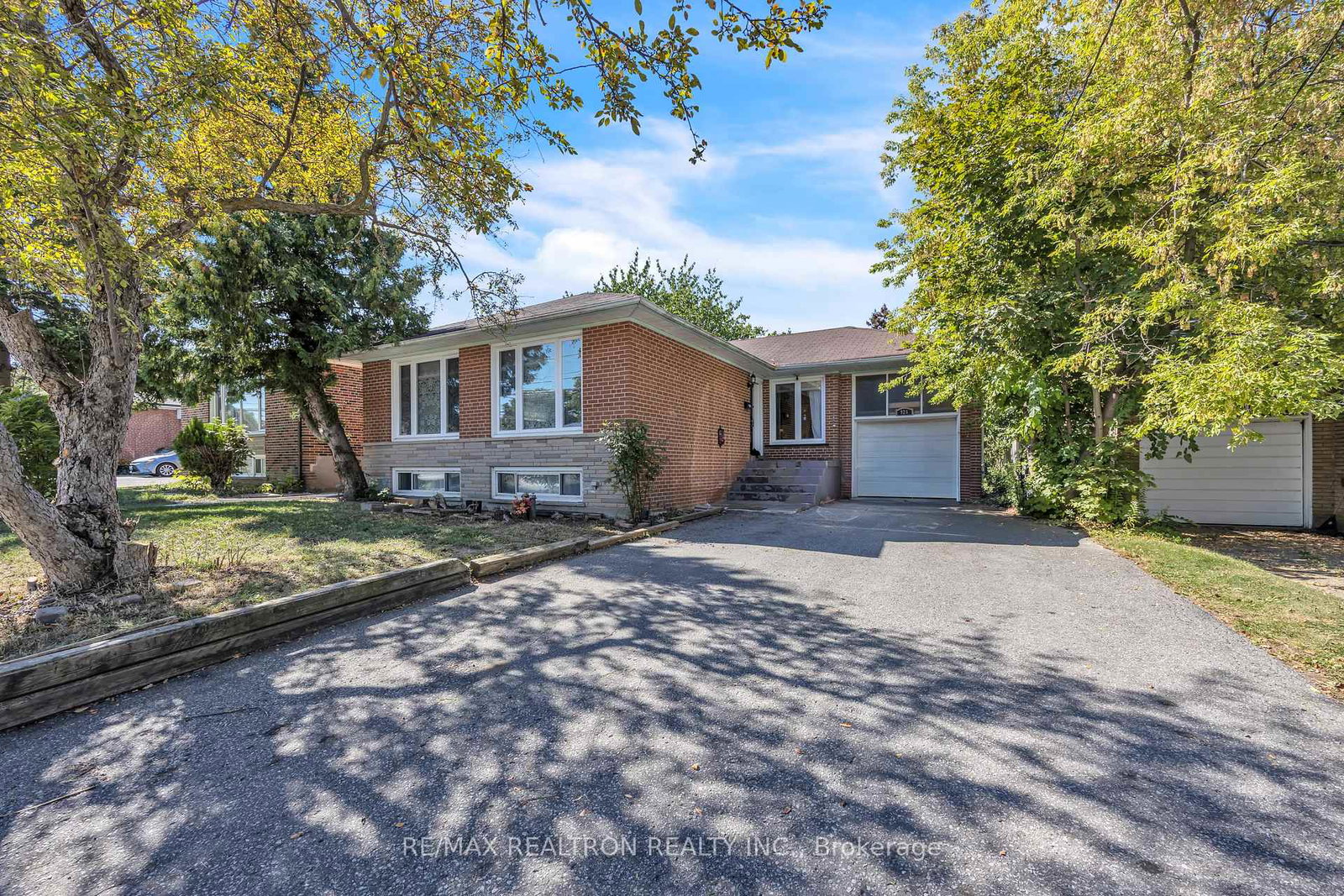926-willowdale-avenue-north-york-ontario-c12778210