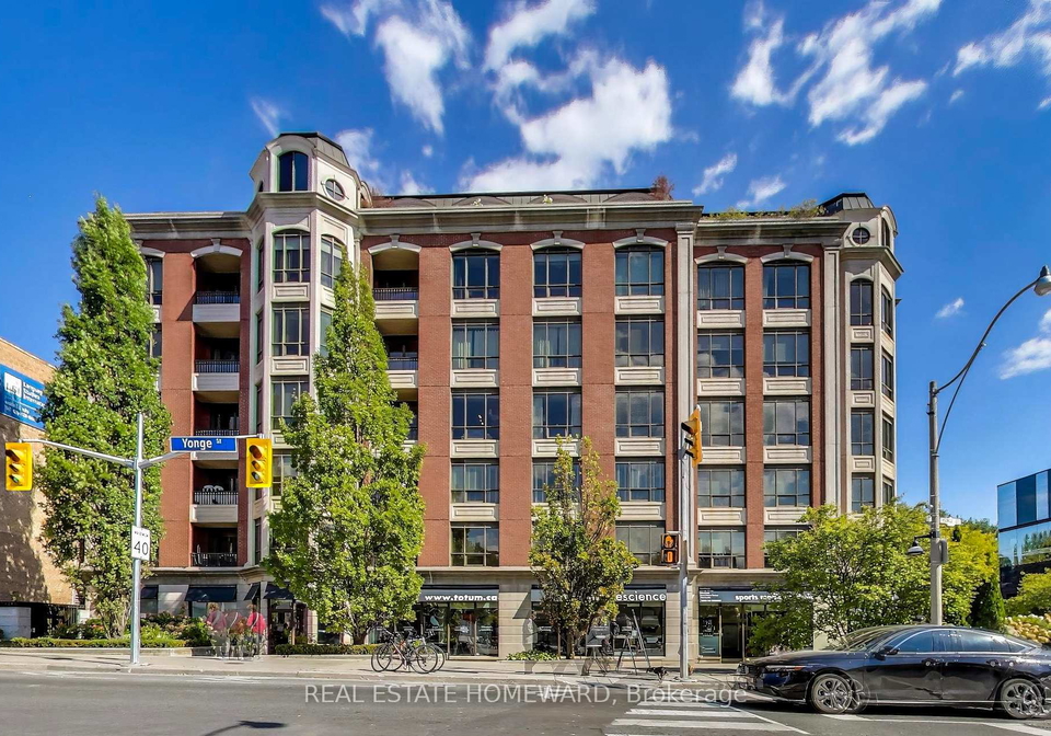 2-roxborough-street-e-toronto-ontario-c12778254