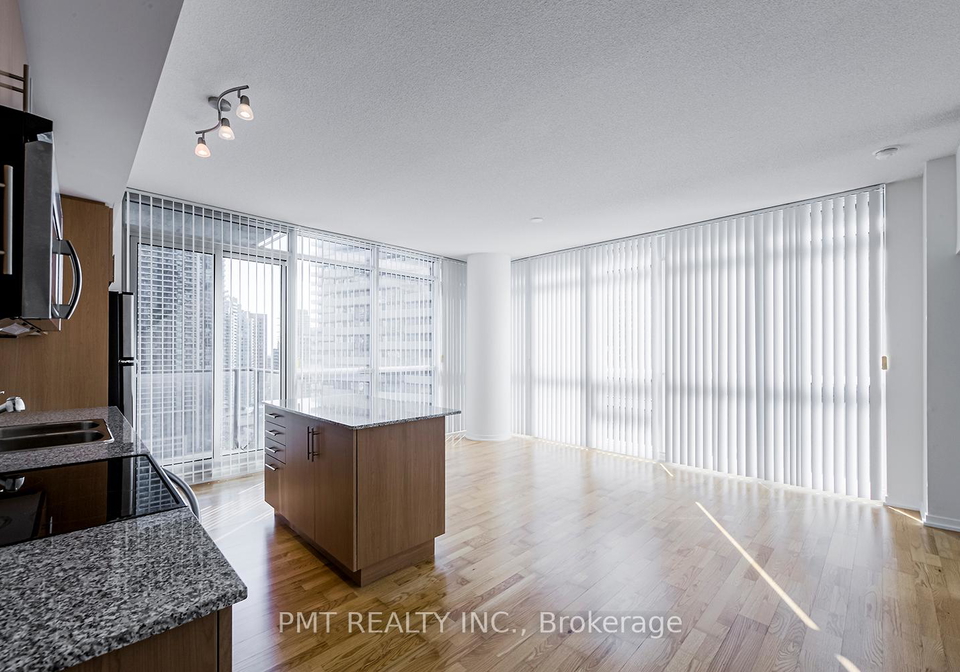55-bremner-boulevard-toronto-ontario-c12778272