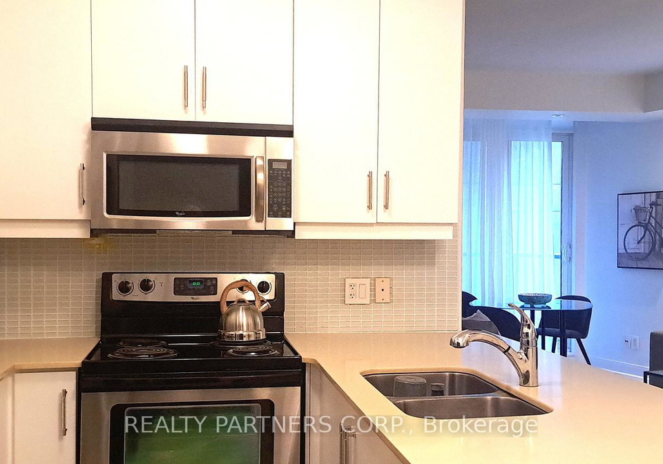 1-scott-street-toronto-ontario-c12778340