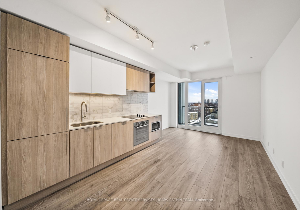 2020-bathurst-street-toronto-ontario-c12778620
