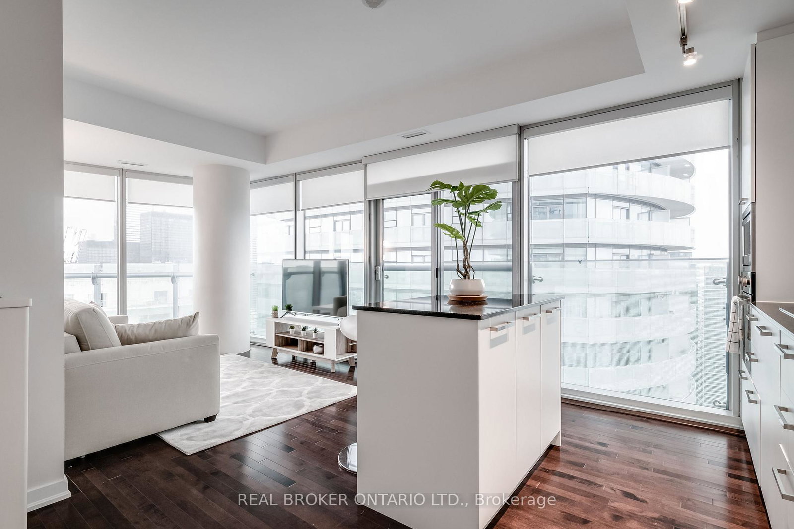 12-york-street-toronto-ontario-c12778890