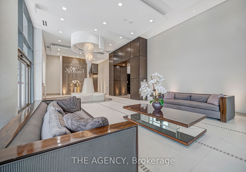 23-glebe-road-w-toronto-ontario-c12779082