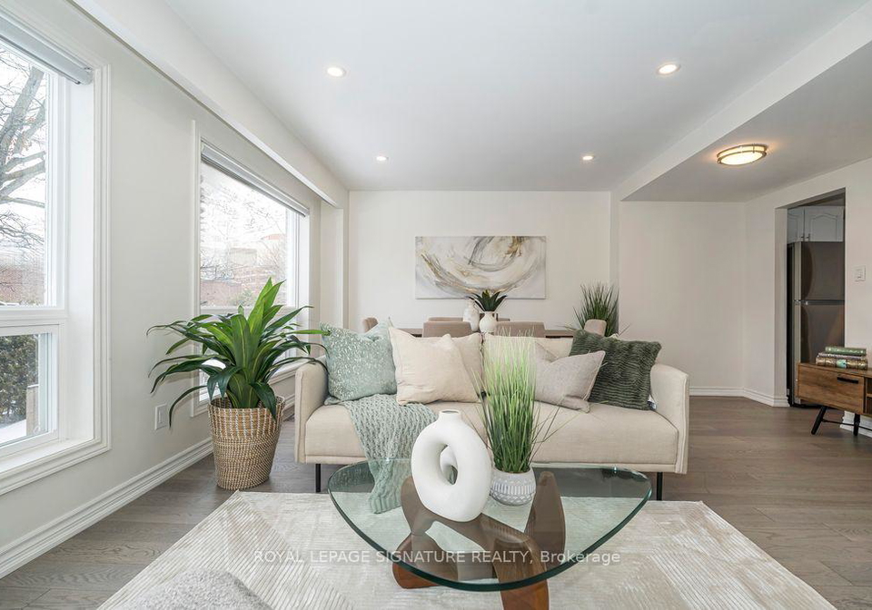 16-corvus-starway-north-york-ontario-c12779106