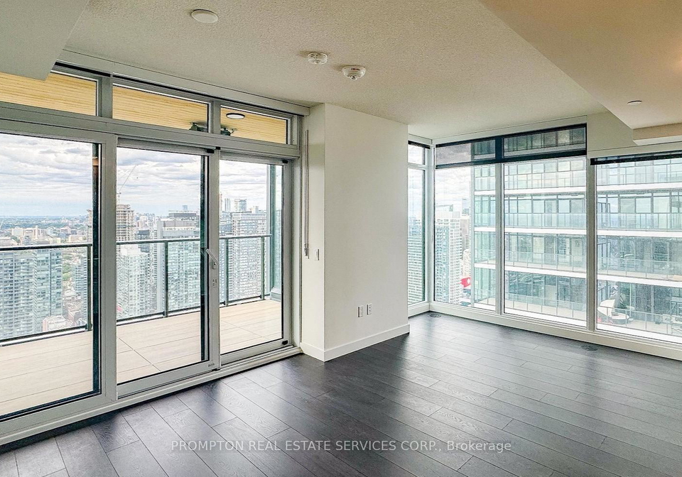 3-concord-cityplace-way-toronto-ontario-c12779258