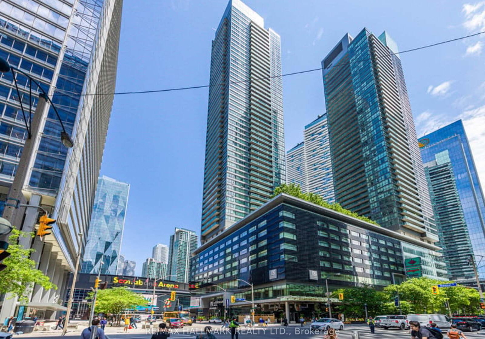 65-bremner-boulevard-toronto-ontario-c12779612