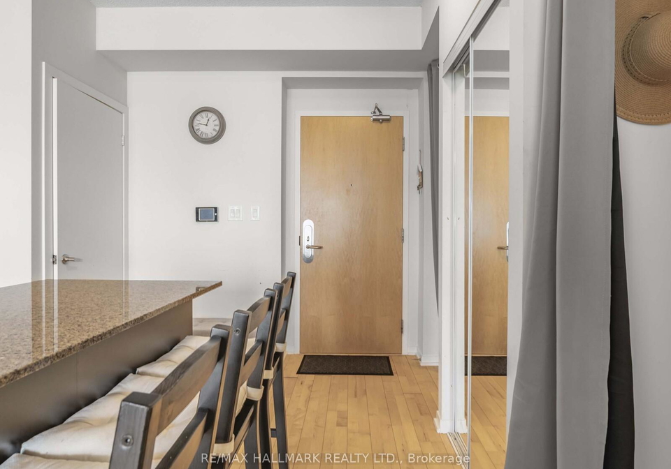 65-bremner-boulevard-toronto-ontario-c12779612