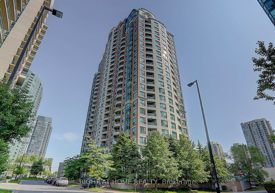 7-lorraine-drive-toronto-ontario-c12779680