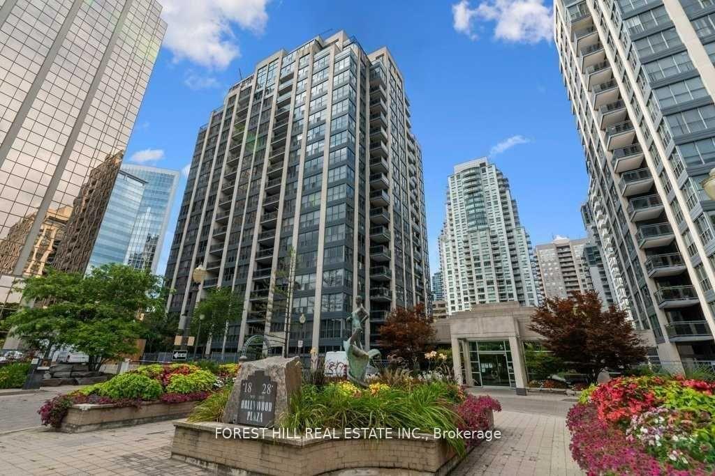18-hollywood-avenue-north-york-ontario-c12780056