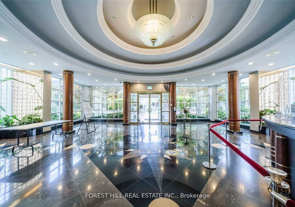18-hollywood-avenue-north-york-ontario-c12780056
