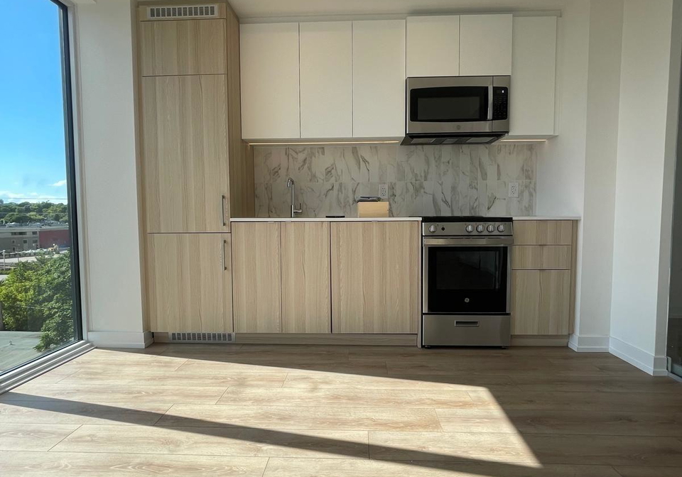 500-dupont-street-toronto-ontario-c12780060