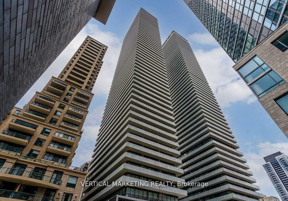 42-charles-street-e-toronto-ontario-c12780152