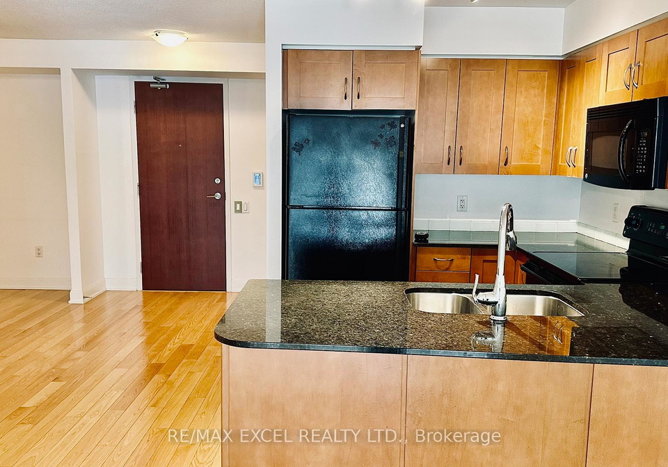 2181-yonge-street-toronto-ontario-c12780240