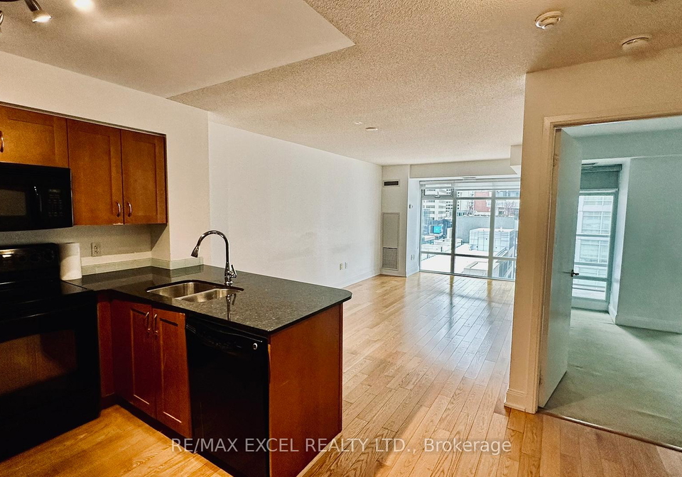 2181-yonge-street-toronto-ontario-c12780240